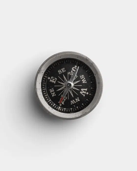 Silver Antique Compass 01 PNG Image Thumbnail.jpg