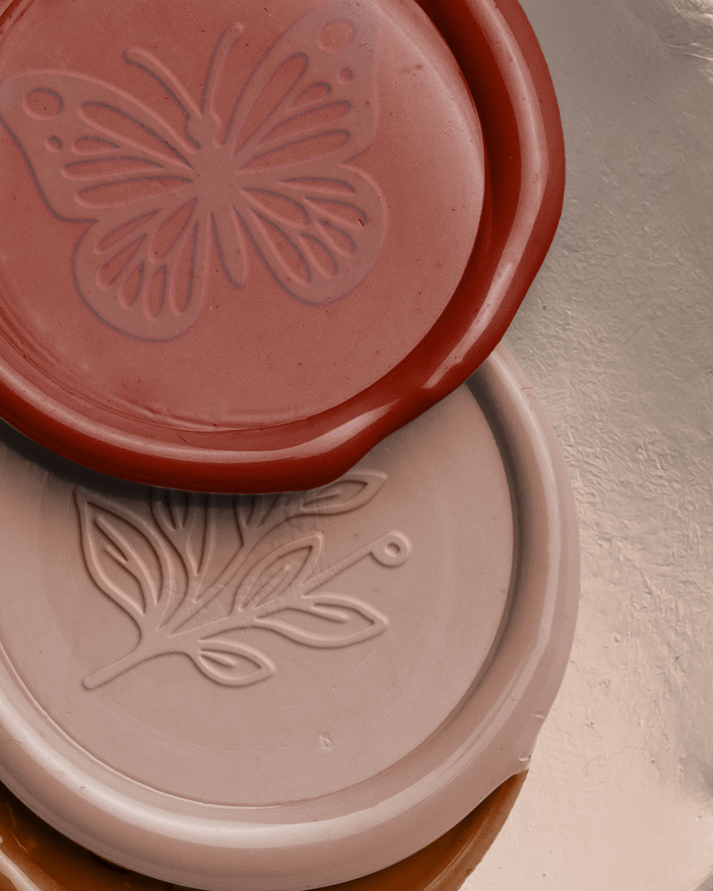 Crimson Wax Seals in Ceramic Bowl with Design 02 PNG Image High Resolution.jpg